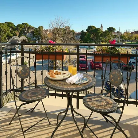 Luxury Il Ponte Couette-café