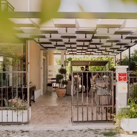 Luxury Il Ponte Couette-café 3*
