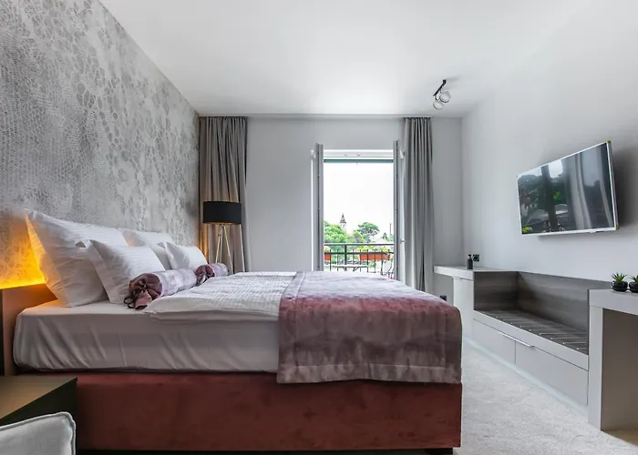 住宿加早餐酒店 Luxury Il Ponte 特罗吉尔