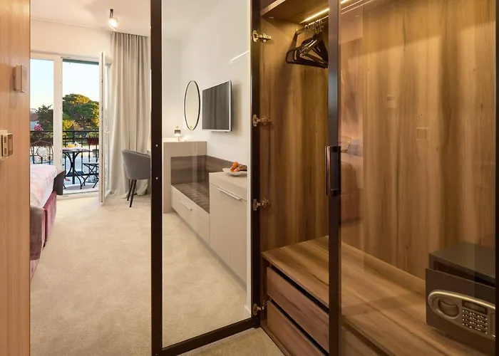 住宿加早餐酒店 Luxury Il Ponte 特罗吉尔